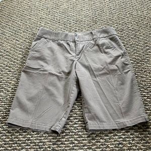Sonoma women’s shorts size 8 petite color brown new without tsgsy